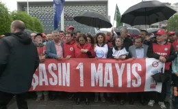 Taksim’de “Kanlı 1 Mayıs” Anması… Arzu Çerkezoğlu: “Herkesi Bir Elinde Karanfil, Diğerinde Aym Kararıyla Taksim’e Yürümeye Çağırıyoruz”